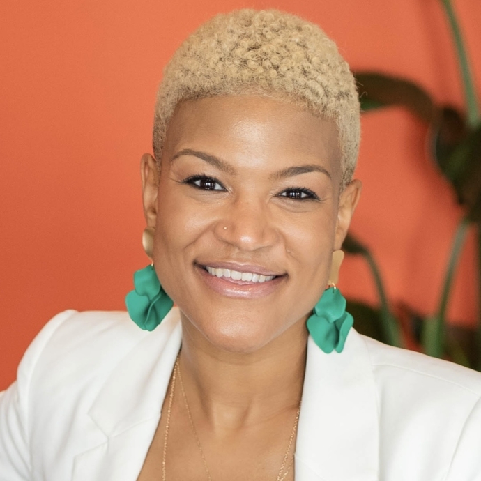 headshot of Jennifer S. Roberts